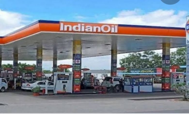 गोरखपुर : डीजल की कीमत में लगी आग, इन ग्राहकों को मिलेगा 25 रुपए महंगा… गोरखपुर : डीजल की कीमत में लगी आग, इन ग्राहकों को मिलेगा 25 रुपए महंगा…