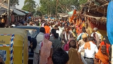 गंगा में हजारों श्रद्धालुओं ने लगाई  आस्था की डुबकियां