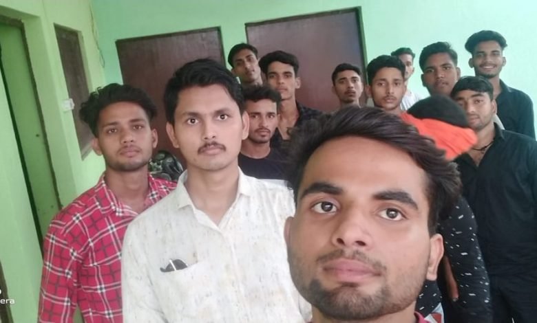 मुख्यमंत्री योगी का जन्मदिन धूमधाम से मनाया गया
