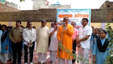 अमांपुर में प्लास्टिक का प्रयोग न करने और वातावरण को स्वच्छ रखने की ली शपथ।