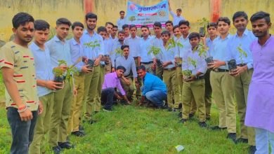 कासगंज: अखिल भारतीय विद्यार्थी परिषद ने विचार गोष्ठी के साथ किया वृक्षारोपण