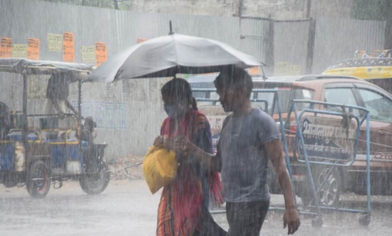 छत्तीसगढ़ में अगले 48 घंटों में भारी बारिश होनें की संभावना छत्तीसगढ़ में अगले 48 घंटों में भारी बारिश होनें की संभावना