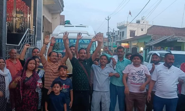 कासगंज:अमरनाथ यात्रा 2022 के लिए सहावर से जत्था रवाना कासगंज:अमरनाथ यात्रा 2022 के लिए सहावर से जत्था रवाना