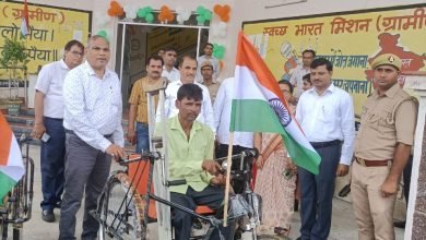 कासगंज: मुख्य विकास अधिकारी ने दिव्यांगजनों को वितरित कीं ट्राइसाइकिल