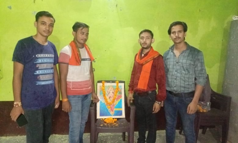कासगंज: बजरंग दल ने कार्यकर्ताओं के साथ मनाया अखंड भारत संकल्प दिवस कासगंज: बजरंग दल ने कार्यकर्ताओं के साथ मनाया अखंड भारत संकल्प दिवस