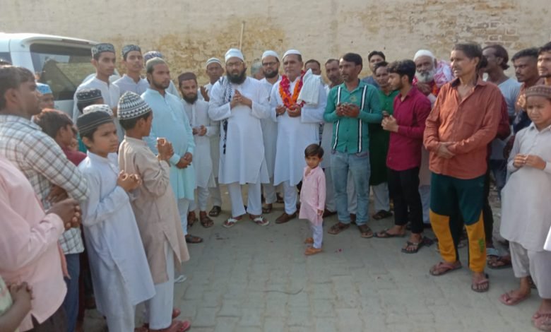 कासगंज: सहावर से एक ही परिवार के 6 सदस्य उमरा करने के लिए हुए रवाना कासगंज: सहावर से एक ही परिवार के 6 सदस्य उमरा करने के लिए हुए रवाना