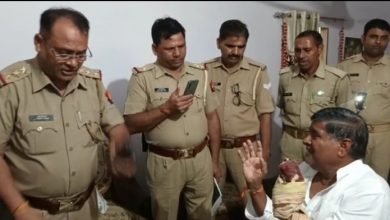 कासगंज: बाइक सवार बदमाशों ने दिनदहाड़े रिटायर्ड प्रधानाचार्य को मारी गोली, घायल