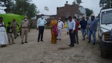 कासगंज: डीएम ने श्रावण के चतुर्थ सोमवार की कांवड़ यात्रा व्यवस्थाओ को लेकर लहरा गंगा घाट का किया निरिक्षण