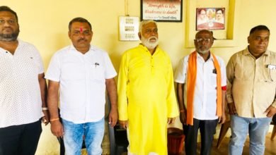 भिलाई: यादव समाज ने श्रीकृष्ण जन्माष्टमी में शामिल होनें को पूर्व मंत्री प्रेमप्रकाश पांडे को दिया निमंत्रण