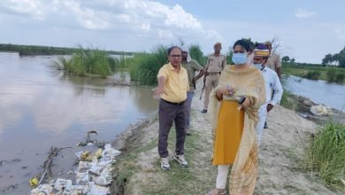 कासगंज: गंगा में जलस्तर पर निरंतर निगरानी रखने के लिए बाढ़ नियंत्रण 8868016669 नं0 संचालित