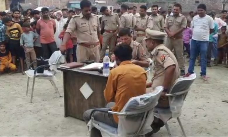 बदायूं: उझानी के ननाखेड़ा में गुरुवार को होगा पंचायत चुनाव,पुलिस ने भाई चारा रखने की अपील की बदायूं: उझानी के ननाखेड़ा में गुरुवार को होगा पंचायत चुनाव,पुलिस ने भाई चारा रखने की अपील की