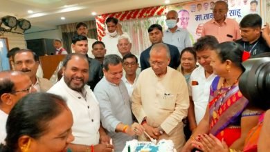 भिलाई: भिलाई में गृह मंत्री ताम्रध्वज साहू का जन्मदिन धूमधाम से मनाया गया।