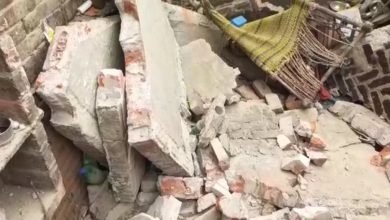 कासगंज: जर्ज़र मकान अचानक हुआ धराशाई,एक महिला की दबकर मौत