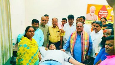 कासगंज: भाजपा युवा मोर्चा के रक्तदान शिविर में 50 लोगों ने किया रक्तदान