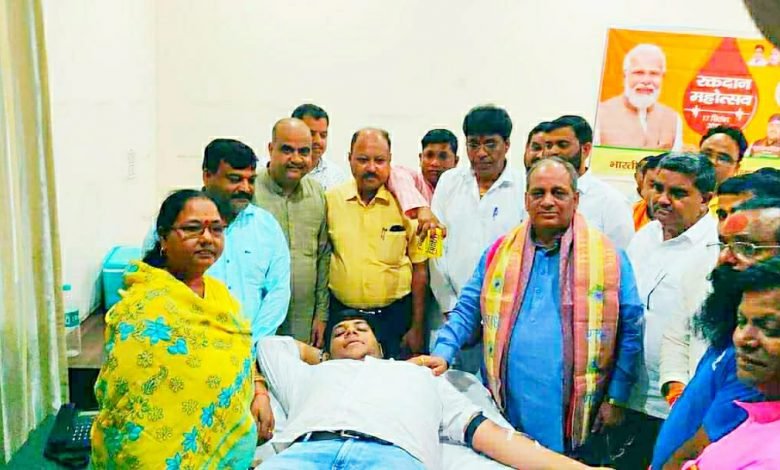 कासगंज: भाजपा युवा मोर्चा के रक्तदान शिविर में 50 लोगों ने किया रक्तदान कासगंज: भाजपा युवा मोर्चा के रक्तदान शिविर में 50 लोगों ने किया रक्तदान
