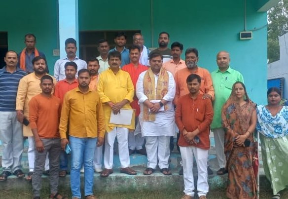 कासगंज: मानपुर नगरिया में भारतीय जनता पार्टी की विशेष बैठक आयोजित प्रधानमंत्री नरेंद्र मोदी के जन्मदिन को लेकर हुई चर्चा कासगंज: मानपुर नगरिया में भारतीय जनता पार्टी की विशेष बैठक आयोजित प्रधानमंत्री नरेंद्र मोदी के जन्मदिन को लेकर हुई चर्चा