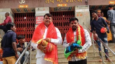 भिलाई:  मैहर मां शारदा के दर पर दया सिंह ने टेका मत्था, भिलाई के लिए की खुशहाली की कामना