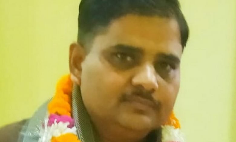 कासगंज: पार्टी के ब्लॉक प्रमुख का विरोध न करें भाजपा कार्यकर्ता: हर्षवर्धन कासगंज: पार्टी के ब्लॉक प्रमुख का विरोध न करें भाजपा कार्यकर्ता: हर्षवर्धन