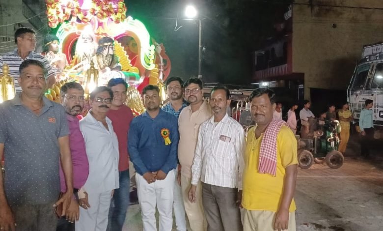 बदायूं: नगर उझानी में अखिल भारतीय हिंदू महासभा की मासिक बैठक राजकुमार शर्मा के कार्यालय पर हुई उसके बाद सभी का बाल्मीक जयंती में स्वागत हुआ