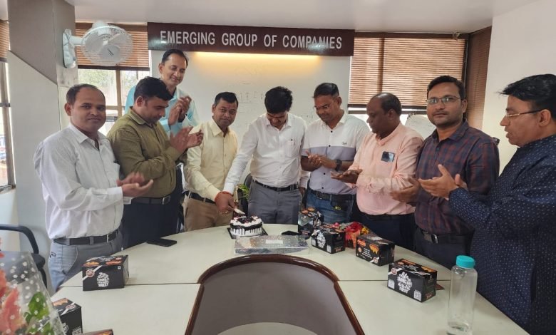 भिलाई: ई फिनाकेयर ने अपना 15 स्थापना दिवस मनाया भिलाई: ई फिनाकेयर ने अपना 15 स्थापना दिवस मनाया