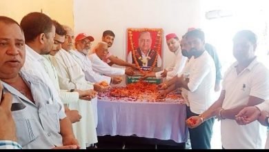 कासगंज: पूर्व मुख्यमंत्री मुलायम सिंह यादव को याद कर दी श्रद्धांजलि