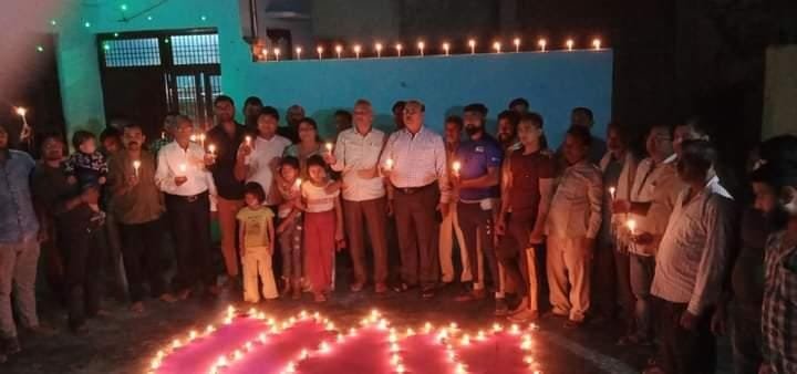 कासगंज: अमांपुर में भाजपाइयों ने मनाया दीपोत्सव कासगंज: अमांपुर में भाजपाइयों ने मनाया दीपोत्सव