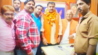 कासगंज: राष्ट्रीय उपाध्यक्ष का कायस्थ समाज ने किया अभिनंदन