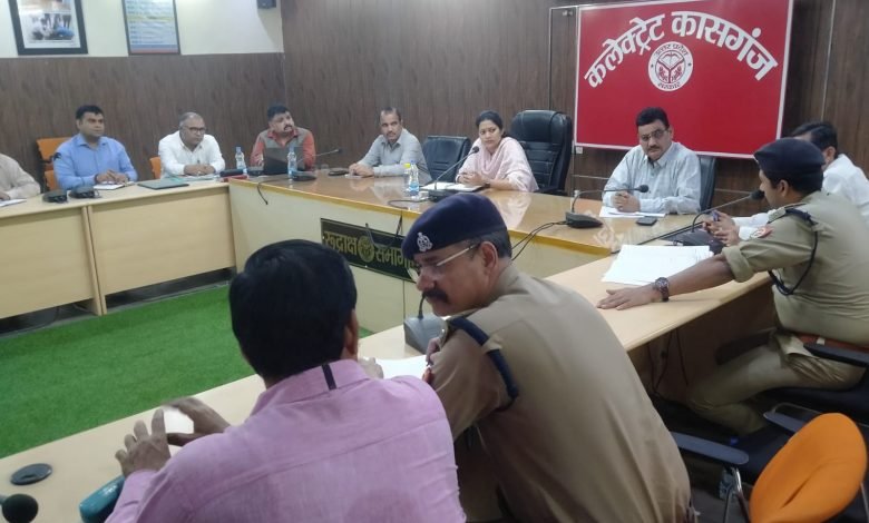 कासगंज: ककोड़ा मेला की तैयारियों को लेकर डीएम ने दिए कड़े निर्देश