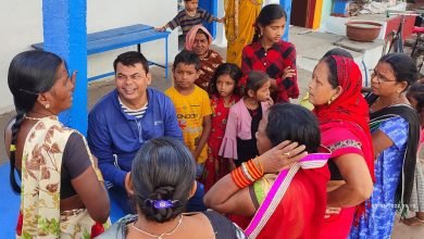 भिलाई : समस्याओं को लेकर बीजेपी पार्षद दया सिंह से लोग मिलें, किया मौके पर ही समाधान
