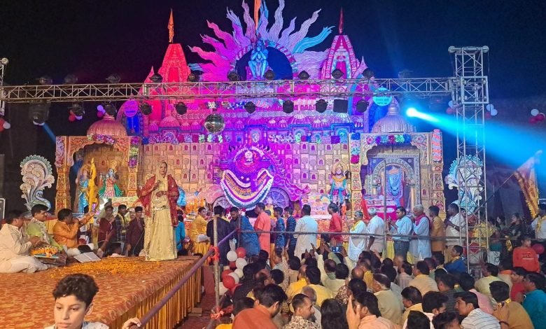 कासगंज: श्री श्याम जन्मोत्सव पर भव्य श्री श्याम संकीर्तन महोत्सव का हुआ आयोजन कासगंज: श्री श्याम जन्मोत्सव पर भव्य श्री श्याम संकीर्तन महोत्सव का हुआ आयोजन