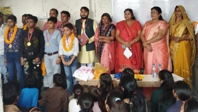 कासगंज: आरबीडी कंप्यूटर एजुकेशन सेंटर ने कम्प्युटर सामान्य ज्ञान प्रतियोगिता के विजेता पुरस्कृत किए
