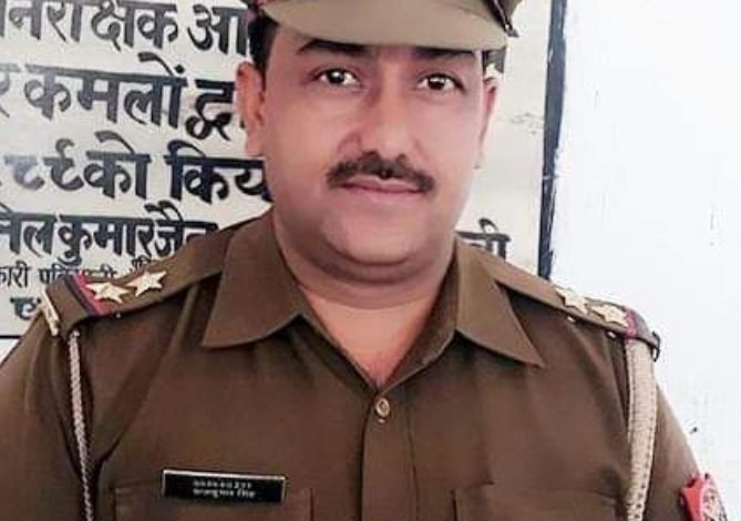 कासगंज: अपराधियों का ठिकाना सिर्फ जेल- राजकुमार सिंह कासगंज: अपराधियों का ठिकाना सिर्फ जेल- राजकुमार सिंह