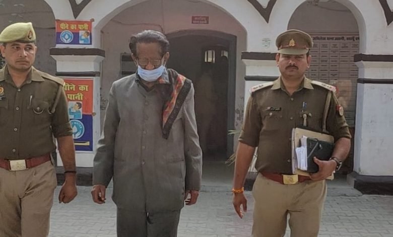 बदायूं:  दो लड़कियों को अपने साथ बहला-फुसलाकर ले जाने वाले दो अभियुक्त को मुकदमा पंजीकृत कर 24 घंटे के अंदर किया गिरफ्तार