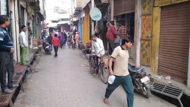 कासगंज: अमांपुर में चौथे दिन भी जीएसटी टीम के छापे की अफवाह से बाजार में धड़ाधड़ गिरे शटर…फिर