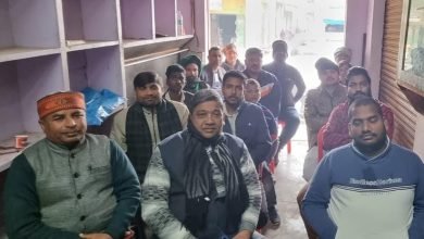 कासगंज: अमांपुर में सुनी पीएम नरेंद्र मोदी के मन की बात