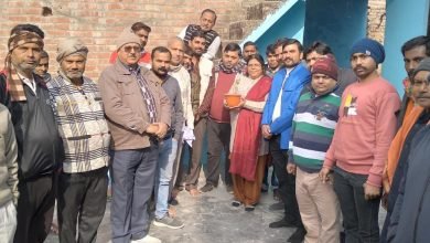 अमांपुर में मनाया तुलसी दिवस ,राष्ट्रीय स्वयंसेवकों व बजरंग दल ने की तुलसी पूजा।