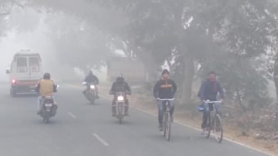 कासगंज: कोहरा छाने से रंगते नजर आए वाहन, धूप की लुका छुपी से बढ़ी गलन परेशान रहे लोग