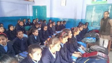 17 दिन बाद खुले स्कूल, चहकते हुए पहुंचे बच्चे