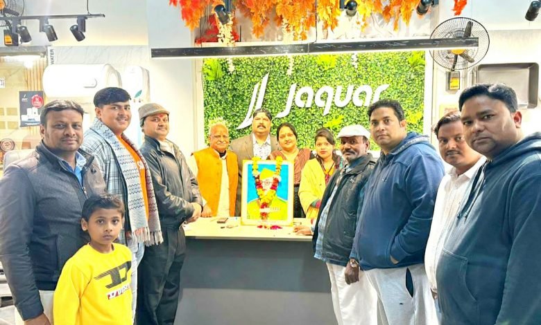 कासगंज: कायस्थ बंधुओ ने मनाई नेताजी की जयंती