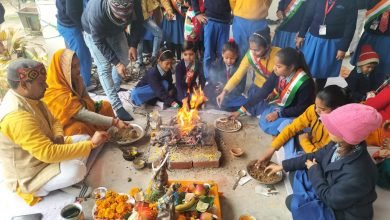 मानपुर नगरिया में बसन्त पञ्चमी पर दर्जनों छात्रों का हुआ विद्यारम्भ संस्कार