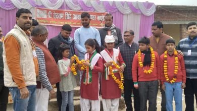 गणतंत्र दिवस पर देश भक्ति के रंग में रंगे नजर आये अमांपुर के स्कूली बच्चे