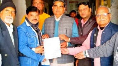 कासगंज में श्री चित्रगुप्त द्वार निर्माण की विधायक से मांग