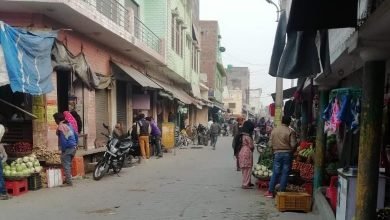 अमांपुर में साप्ताहिक बंदी बेअसर, खुली दुकाने