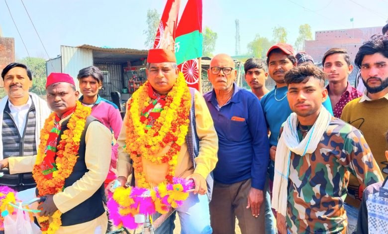 समाजवादी संदेश साइकिल यात्रा तीसरा दिन गंजडुंडवारा से प्ररम्भ होकर पहुँची कादरगंज समाजवादी संदेश साइकिल यात्रा तीसरा दिन गंजडुंडवारा से प्ररम्भ होकर पहुँची कादरगंज