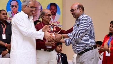 मुख्यमंत्री भुपेश बघेल ने छ.ग. श्रमजीवी पत्रकार कल्याण संघ द्वारा पुरोधा पत्रकारिता सम्मान से छत्तीसगढ़ के कई पत्रकारों का किया सम्मान