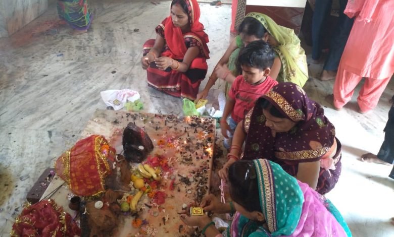 नवरात्र के छठे दिन माता कात्यायनी की पूजा-अर्च