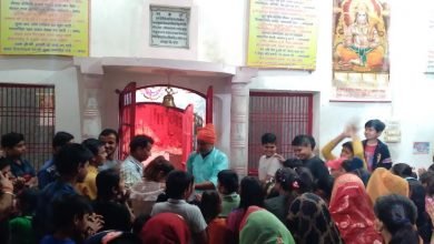 अमांपुर देवी मंदिर पर माता महागौरी की पूजा को उमड़े भक्त