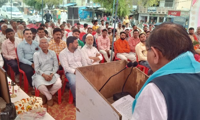 भाजपा सरकारों ने बिना किसी भेदभाव के सबका विकास कराया: रजनीकान्त