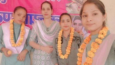 डाक्टर और इंजीनियर बनकर छात्राएं करना चाहती है देश की सेवा