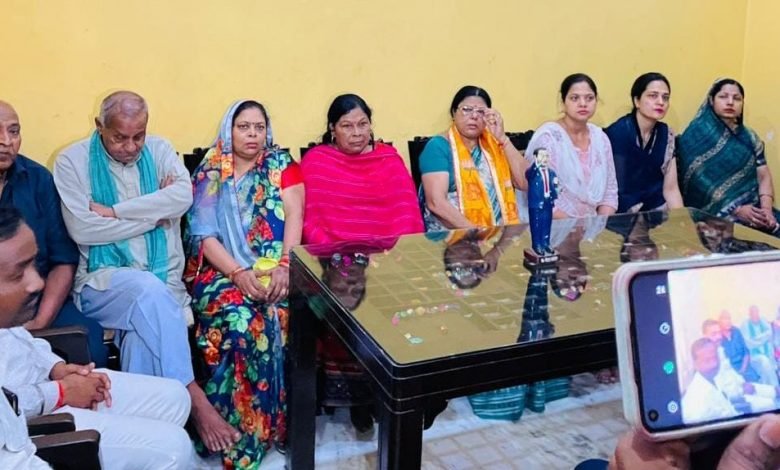 अमांपुर भाजपा प्रत्याशी सुलोचन गुप्ता को मिला जाटव समाज का समर्थन अमांपुर भाजपा प्रत्याशी सुलोचन गुप्ता को मिला जाटव समाज का समर्थन